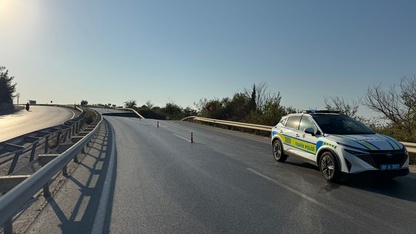 Söke-Kuşadası kara yolu çökme nedeniyle ulaşıma kapatıldı