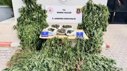 Alaşehir'de uyuşturucu operasyonunda 2 kişi yakalandı