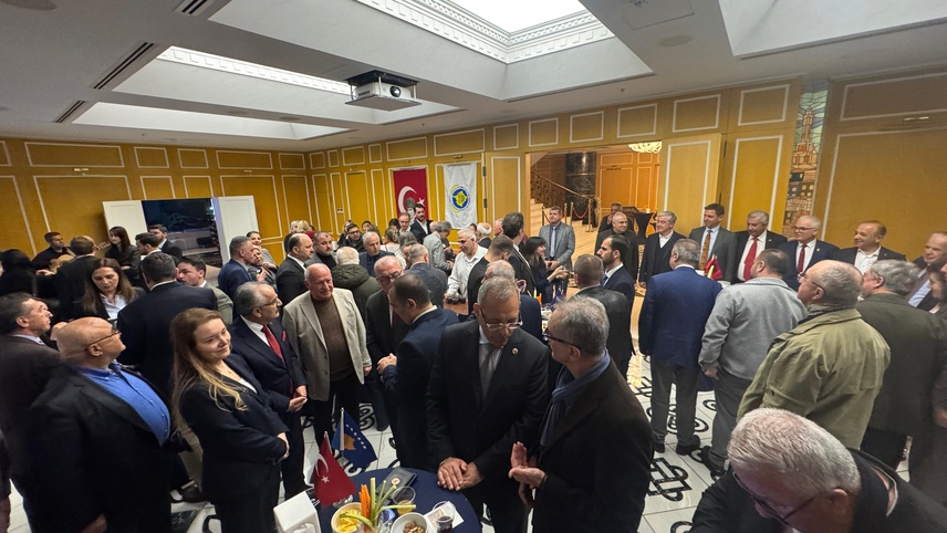 İzmir'de Kosova Bağımsızlık Günü kutlandı