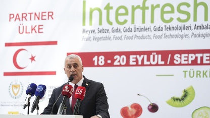 İzmir'deki fuar meyve ve sebze sektörünü buluşturdu
