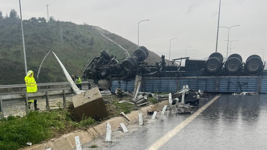 Aydın'daki trafik kazasında iki kişi yaralandı