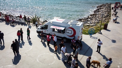 Kuşadası'nda engelsiz araçla dayanışma etkinliği