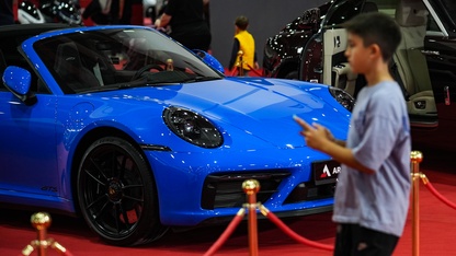 İzmir'de Motorlu Araçlar Fuarı kapılarını açtı