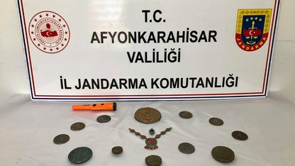 Afyonkarahisar'da tarihi eser kaçakçılığı operasyonunda 2 şüpheli yakalandı