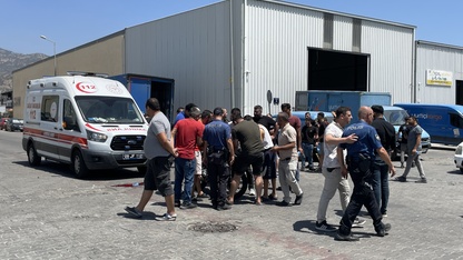 Aydın'da 2 kişinin yaralandığı kaza güvenlik kamerasında