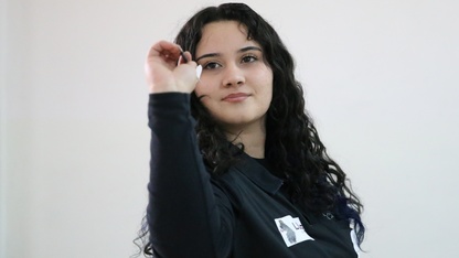 Dünya şampiyonu Zehra Gemi, dart sporunda yeni zaferler için hazırlanıyor