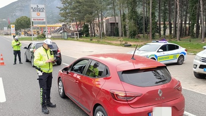 Muğla'da polis ekipleri havadan ve karadan denetim yaptı