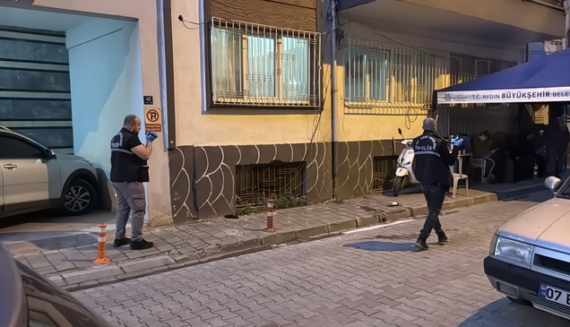 Aydın'da apartmanın 5. kat penceresinden düşen kadın ağır yaralandı