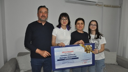 Manisalı lise öğrencisi şiiriyle Türkiye birincisi oldu