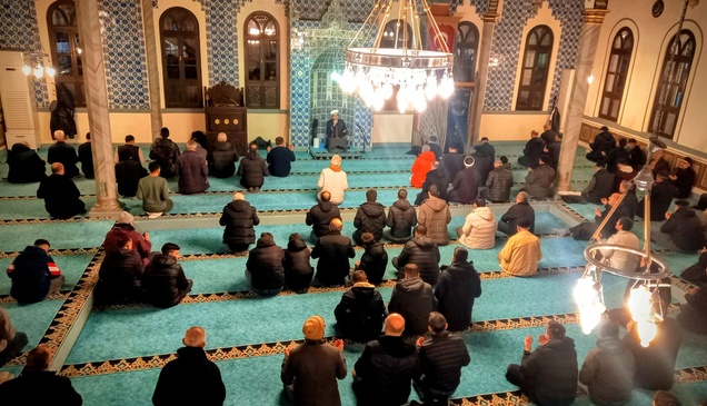 Bursa ve çevre illerde Berat Kandili idrak edildi