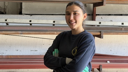 Elif usta, baba mesleği demirciliği açtığı atölyesinde devam ettiriyor