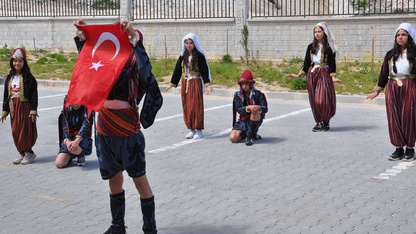Kütahya'da "Beyaz Giyin, Farkındalığa Adım At" etkinliği gerçekleştirildi