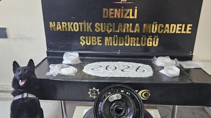 Denizli'de otomobilin yedek lastiğinde ele geçirilen uyuşturucuyla ilgili 2 şüpheli tutuklandı