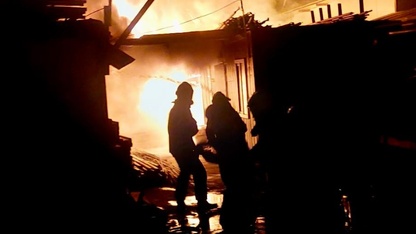 Bodrum'da konteynerlerde çıkan yangın söndürüldü