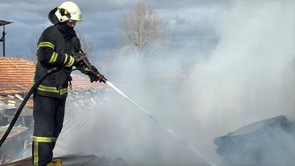 GÜNCELLEME - Kütahya'da mobilya atıklarının bulunduğu depoda çıkan yangın söndürüldü
