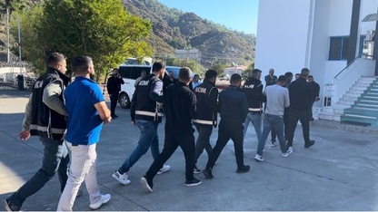 Muğla merkezli tefecilik operasyonunda yakalanan 5 zanlı tutuklandı