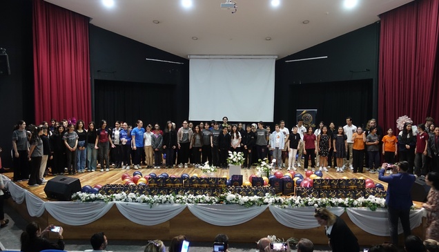 Buca'da "Geleceğe Yolculuk: Hayalimdeki Dünya" yarışmalarının ödülleri sahiplerini buldu