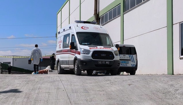 Kütahya'da geri dönüşüm tesisindeki havuza düşen işçi öldü