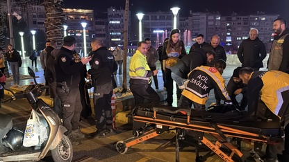 Aydın'da otomobilin motosiklete çarpması sonucu 2 kişi yaralandı