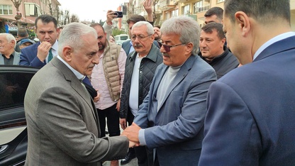 TDT Aksakallar Konseyi Başkanı Yıldırım, İzmir'de taziye ziyaretinde bulundu 