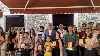 İzmir'de "Dilimizin Zenginlikleri Projesi" kapsamında sergi açıldı