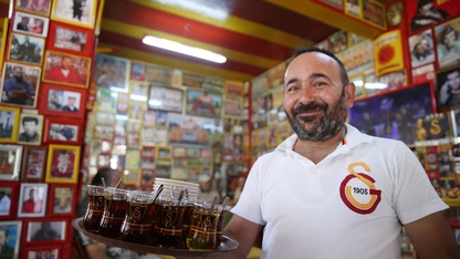 Bu kahvehanede Galatasaray'ı eleştirmek ve Fenerbahçe forması "yasak"