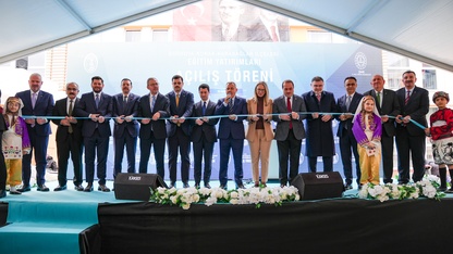 İzmir'de yapımı tamamlanan 20 okulun açılışı gerçekleştirildi