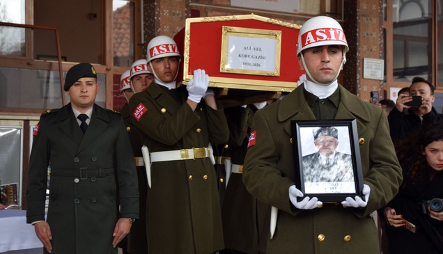 Manisa'da vefat eden Kore gazisi Ali Yel son yolculuğuna uğurlandı