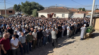 Kütahya'da tüp satılan iş yerindeki patlamada hayatını kaybeden Yenilmez defnedildi