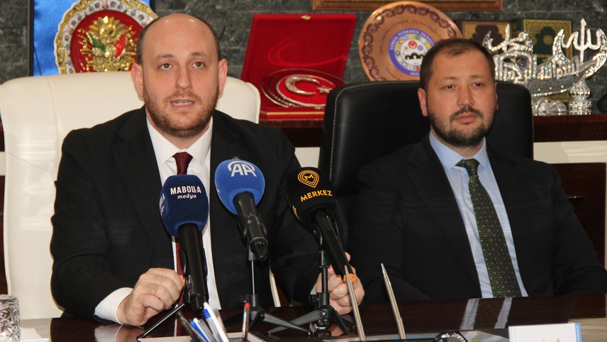 AK Parti Genel Başkan Yardımcısı Büyükgümüş, AK Parti İl Başkanlığında konuştu: