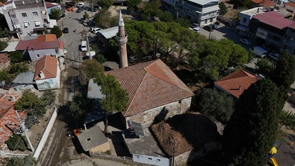 Seferihisar Belediyesinin SGK borcu nedeniyle okul ve camileri takas için önermesine tepki