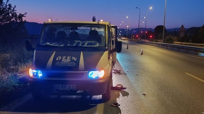 Aydın'da kamyonete arkadan çarpan motosikletin sürücüsü öldü