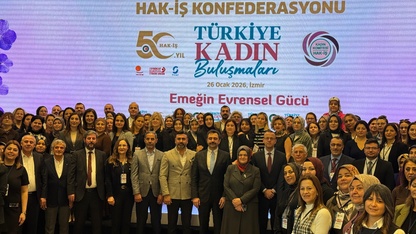 "HAK-İŞ Türkiye Kadın Buluşmaları"nın ilki İzmir'de düzenlendi