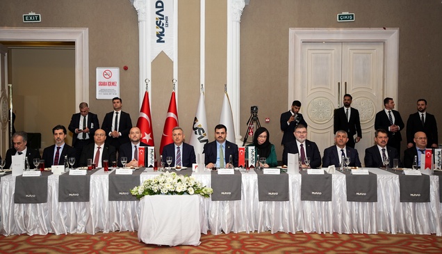 MÜSİAD İzmir Şubesince iftar programı gerçekleştirildi