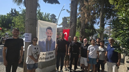Datça'da vefat eden Ülkü Ocakları Başkanı Eren için lokma dağıtıldı