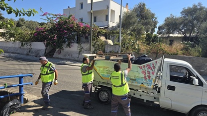 Bodrum'da belediye ekipleri dere yataklarında temizlik çalışması yapıyor
