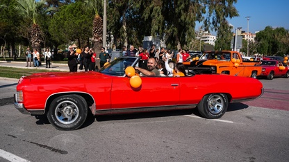 İzmir'de lösemili çocuklar için yürüyüş ve şenlik düzenlendi