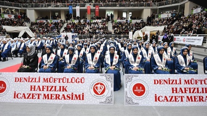 Denizli'de 168 hafız için icazet töreni düzenlendi