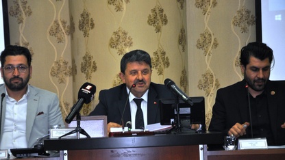 Kütahya İl Genel Meclis'nde Özcura yeniden başkanlığa seçildi