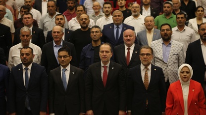 Yeniden Refah Partisi Genel Başkanı Erbakan, partisinin Denizli kongresinde konuştu: