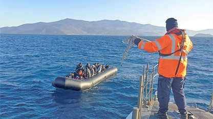 İzmir'de 163 düzensiz göçmen yakalandı