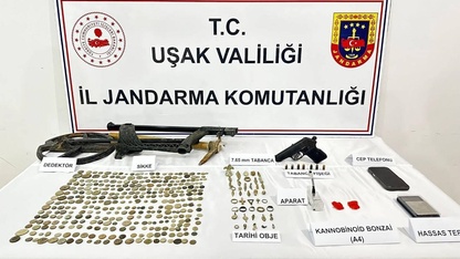 Uşak'ta tarihi eser kaçakçılığı operasyonunda 2 şüpheli yakalandı