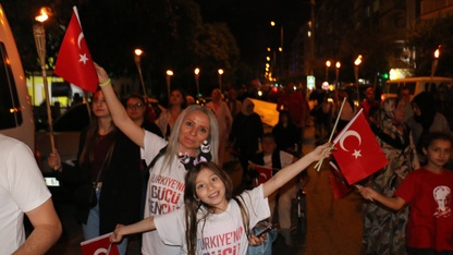 Aydın'da 19 Mayıs etkinlikleri kapsamında fener alayı düzenlendi