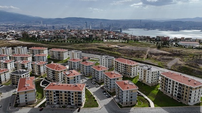 İzmir'de 117 kişinin yaşamını yitirdiği depremin üzerinden 5 yıl geçti