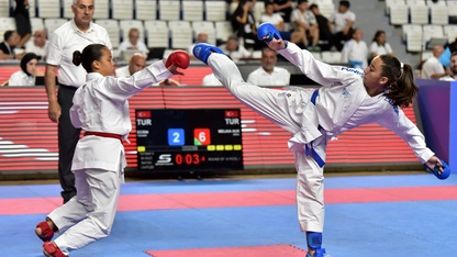 Türkiye Karate Premier Ligi'nin "Murat Eşsiz Etabı" Manisa'da başladı