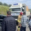 Manisa'da kamyonla çarpışan otomobildeki 1 kişi öldü, 1 kişi yaralandı