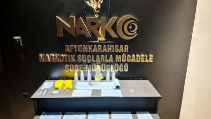 Afyonkarahisar'da uyuşturucu operasyonunda 2 şüpheli tutuklandı 