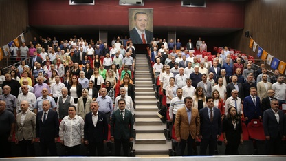 AK Parti'li Zeybekci, Sarayköy İlçe Kongresi'nde konuştu: