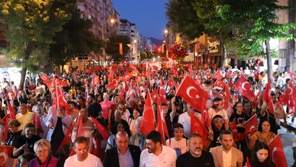 Denizli'de 19 Mayıs etkinlikleri kapsamında fener alayı düzenlendi