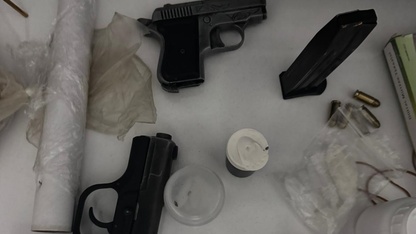 İzmir'de uyuşturucu operasyonlarında 10 zanlı tutuklandı